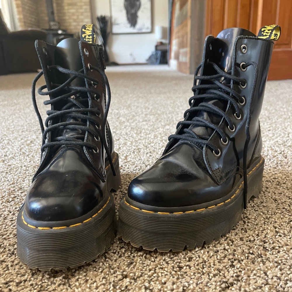 Women’s Jadon Doc Marten Platform Boots